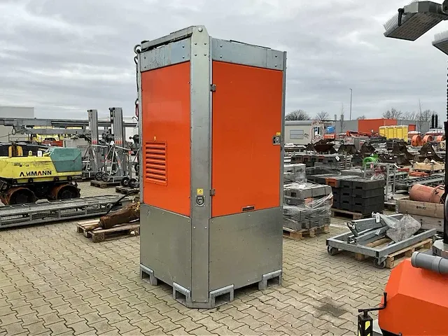 2018 tower light b-boels-box stationaire lichtmast led - afbeelding 18 van  22