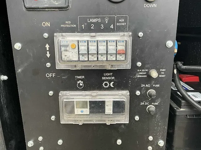 2018 tower light b-boels-box stationaire lichtmast led - afbeelding 22 van  22