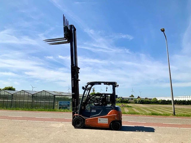 2018 toyota 8fbmt25 vorkheftruck - afbeelding 2 van  37