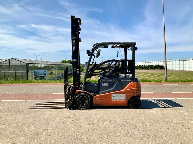 2018 toyota 8fbmt25 vorkheftruck - afbeelding 1 van  37