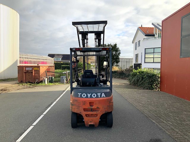 2018 toyota 8fbmt25 vorkheftruck - afbeelding 28 van  30