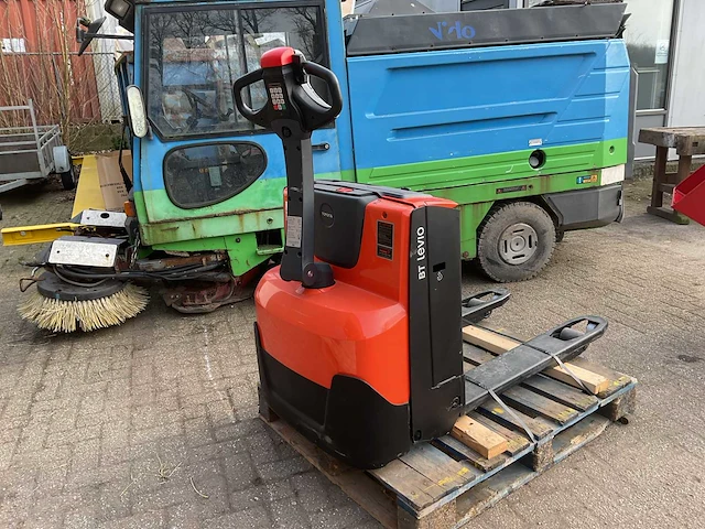 2018 toyota lwe160 elektrische palletwagen - afbeelding 4 van  8