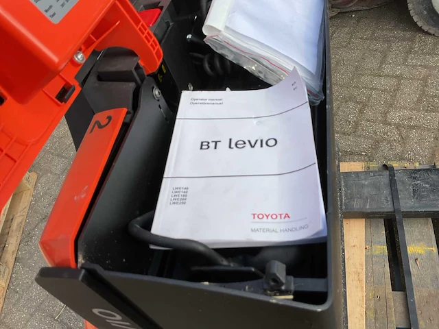 2018 toyota lwe160 elektrische palletwagen - afbeelding 8 van  8