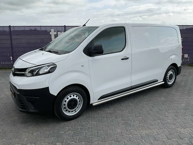 2018 toyota proace bedrijfswagen - afbeelding 1 van  15
