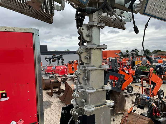 2018 trime x-chain stationaire lichtmast - afbeelding 6 van  18