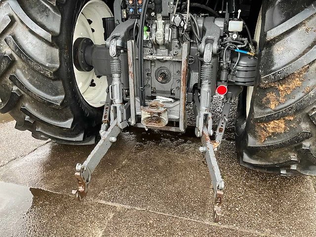 2018 valtra t214 a vierwielaangedreven landbouwtractor - afbeelding 14 van  41
