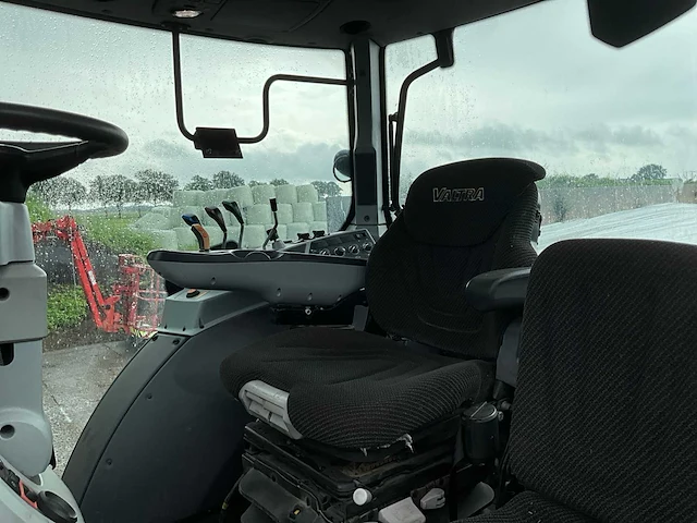 2018 valtra t214 a vierwielaangedreven landbouwtractor - afbeelding 25 van  41