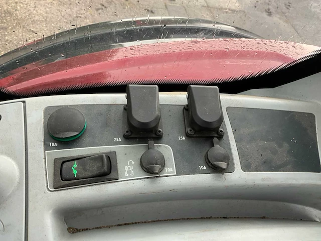 2018 valtra t214 a vierwielaangedreven landbouwtractor - afbeelding 32 van  41