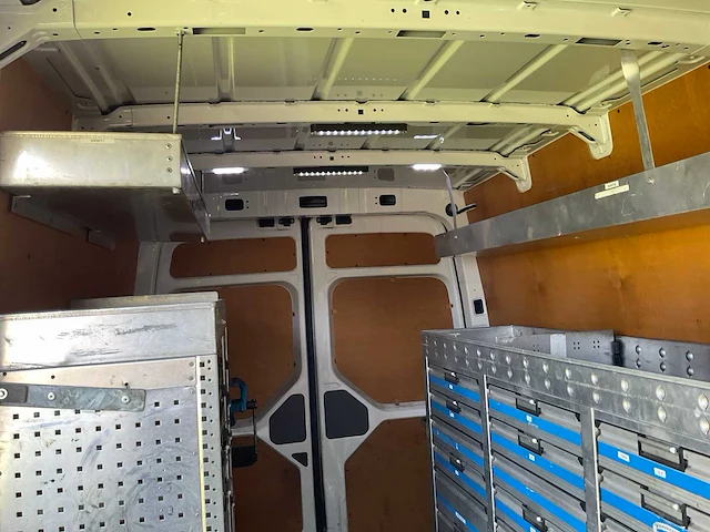 2018 volkswagen crafter servicebus bedrijfswagen - afbeelding 15 van  28