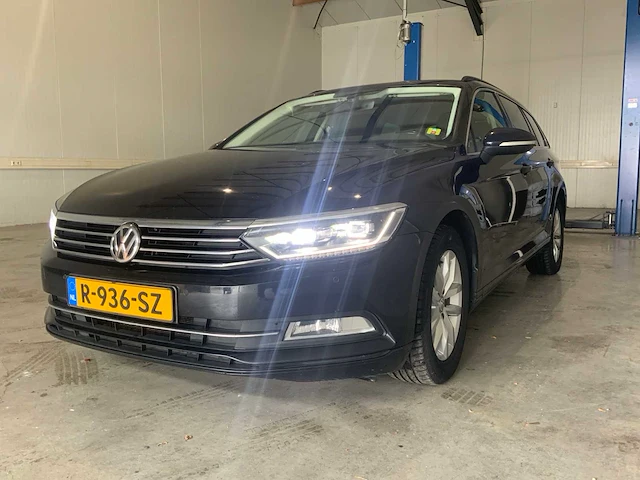 2018 volkswagen passat variant 1.6d personenauto r-936-sz - afbeelding 2 van  96