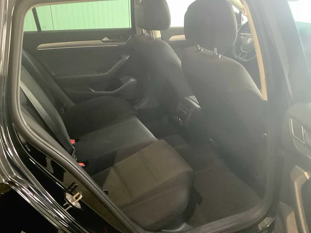 2018 volkswagen passat variant 1.6d personenauto r-936-sz - afbeelding 13 van  96