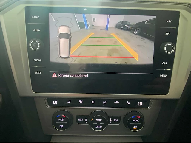 2018 volkswagen passat variant 1.6d personenauto r-936-sz - afbeelding 32 van  96