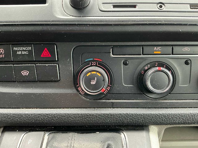 2018 volkswagen transporter t6 2.0 tdi dsg (150 pk) l2h1 bedrijfswagen - afbeelding 10 van  33