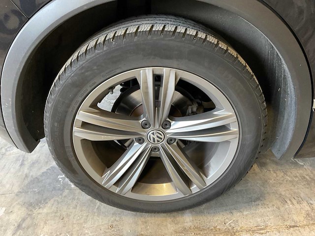 2018 vw tiguan r-line 2.0 tdi highline - afbeelding 3 van  34