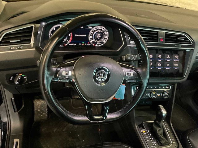 2018 vw tiguan r-line 2.0 tdi highline - afbeelding 8 van  34