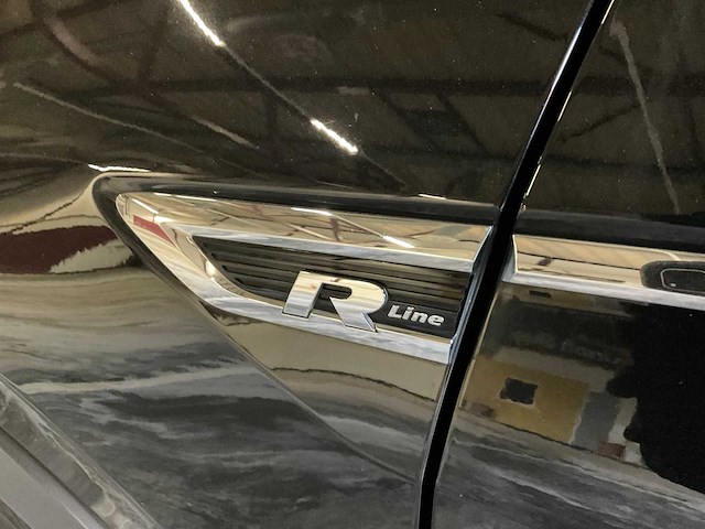 2018 vw tiguan r-line 2.0 tdi highline - afbeelding 26 van  34