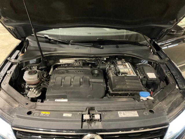 2018 vw tiguan r-line 2.0 tdi highline - afbeelding 27 van  34