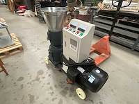 2018 wiesenfield yx3-160m-4 wiesenfield pelletgranulator / pelletpers - afbeelding 1 van  11