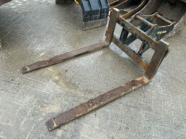 2018 yanmar b75w banden graafmachine - afbeelding 22 van  33