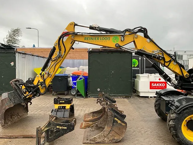 2018 yanmar b75w banden graafmachine - afbeelding 32 van  33