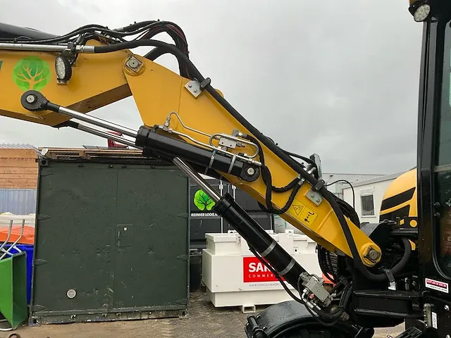 2018 yanmar b75w banden graafmachine - afbeelding 33 van  33