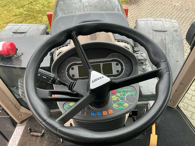 2019 - fendt - 720 vario s4 profi - maai-zuig combinatie met kipper - afbeelding 27 van  79
