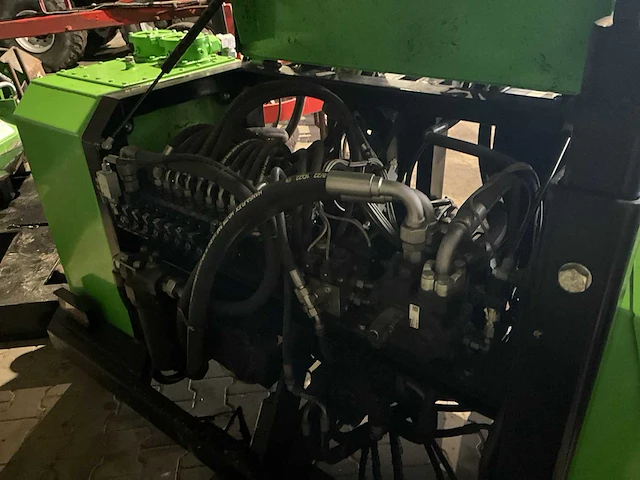 2019 - fendt - 720 vario s4 profi - maai-zuig combinatie met kipper - afbeelding 43 van  79