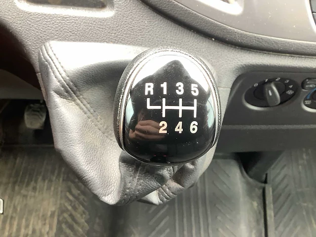 2019 - ford - transit - 290 2.0 tdci l2h2 tr - bedrijfswagen - afbeelding 13 van  16