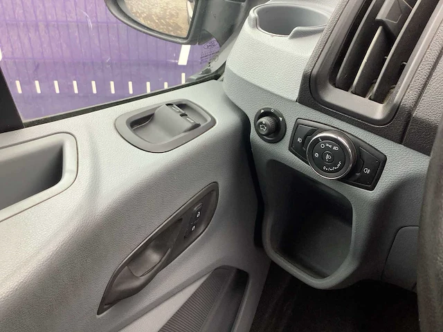 2019 - ford - transit - 290 2.0 tdci l2h2 tr - bedrijfswagen - afbeelding 14 van  16