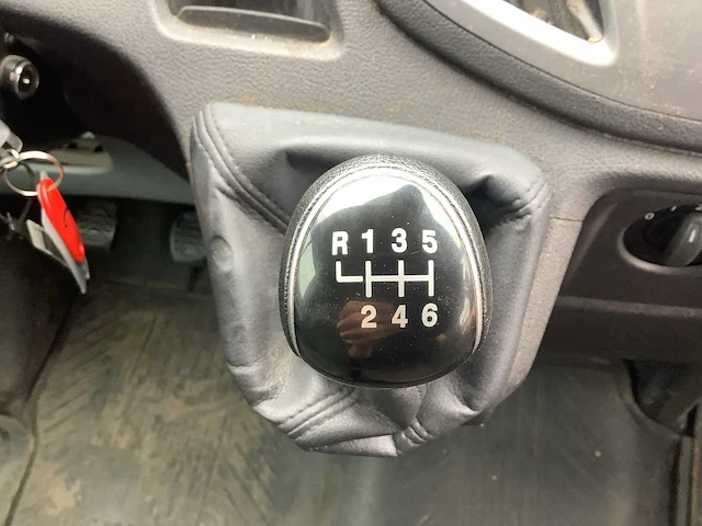 2019 - ford - transit - 290 2.0 tdci l2h2 tr - bedrijfswagen - afbeelding 13 van  16