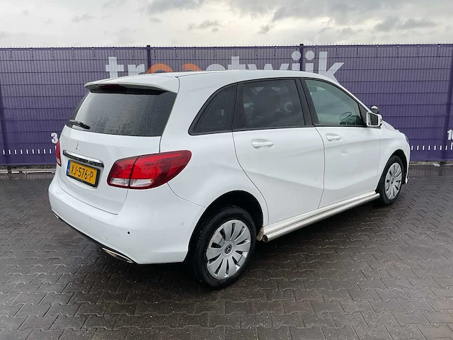 2019 - mercedes-benz - b-klasse - 220 d ambition - personenauto - afbeelding 8 van  14