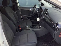 2019 - mercedes-benz - b-klasse - 220 d ambition - personenauto - afbeelding 10 van  14