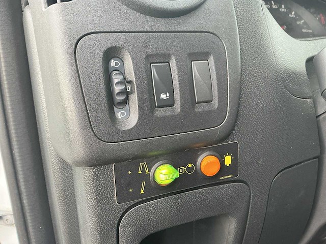 2019 - renault - master - t35 2.3 dci l2h2 - bedrijfswagen/autohoogwerker 12.5m - afbeelding 14 van  24