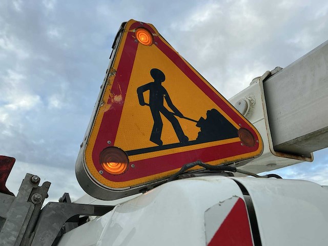 2019 - renault - master - t35 2.3 dci l2h2 - bedrijfswagen/autohoogwerker 12.5m - afbeelding 3 van  26