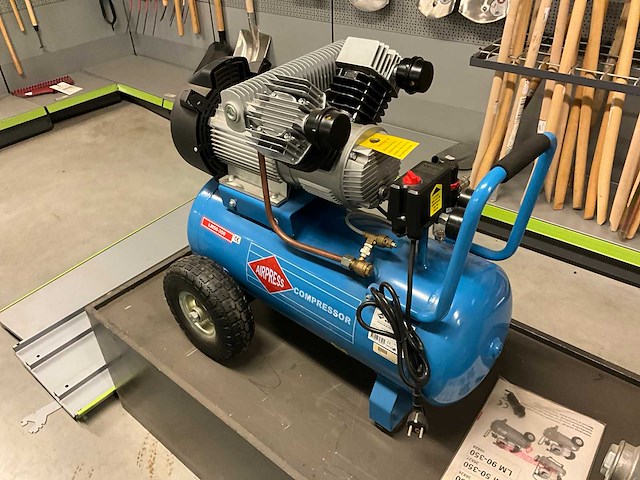 2019 airpress lm50-350 luchtcompressor - afbeelding 1 van  10