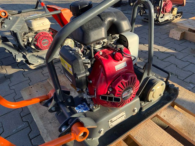 2019 altrad / belle lc3228 compacte trilplaat - afbeelding 5 van  6