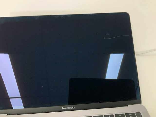 2019 apple 13-inch macbook air mvfh2n/a laptop - afbeelding 3 van  5