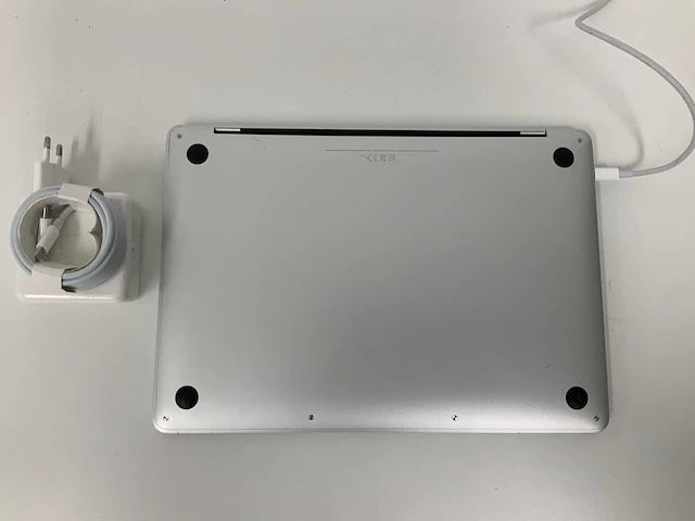 2019 apple 13-inch macbook pro muhn2n/a laptop - afbeelding 4 van  5