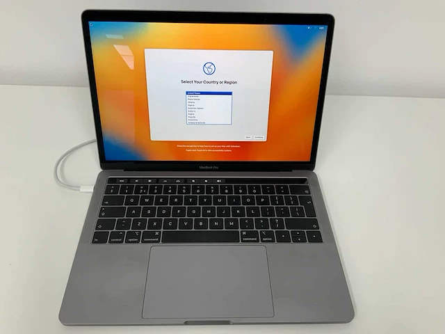 2019 apple 13-inch macbook pro muhn2n/a laptop - afbeelding 2 van  6
