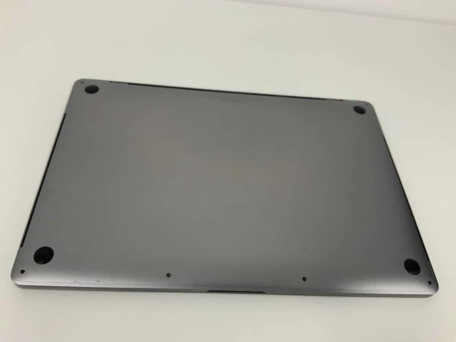 2019 apple 16-inch macbook pro mvvk2n/a laptop - afbeelding 3 van  3
