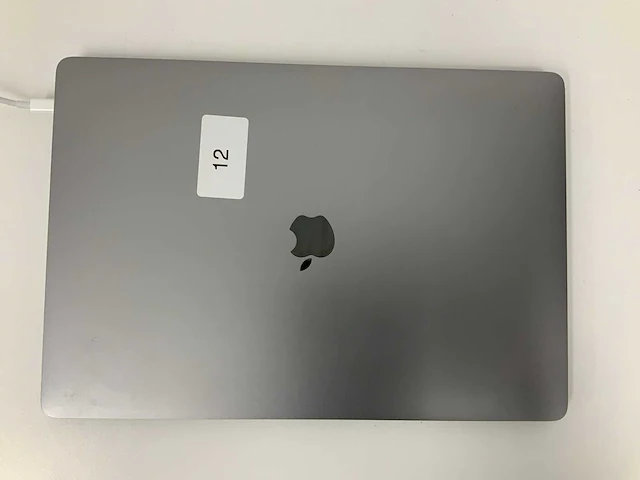 2019 apple a2141 16-inch macbook pro mvvj2n/a laptop - afbeelding 3 van  4