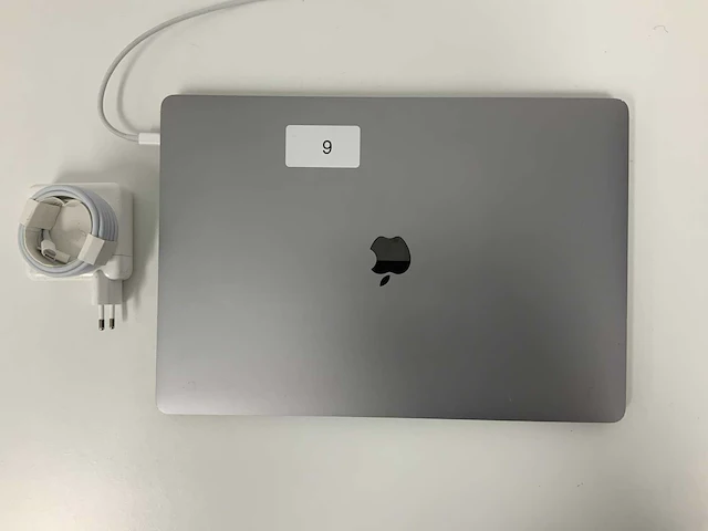 2019 apple a2141 16-inch macbook pro mvvk2n/a laptop - afbeelding 3 van  5
