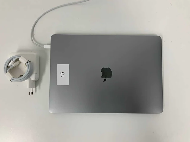 2019 apple a2159 13-inch macbook pro muhn2n/a laptop - afbeelding 3 van  5