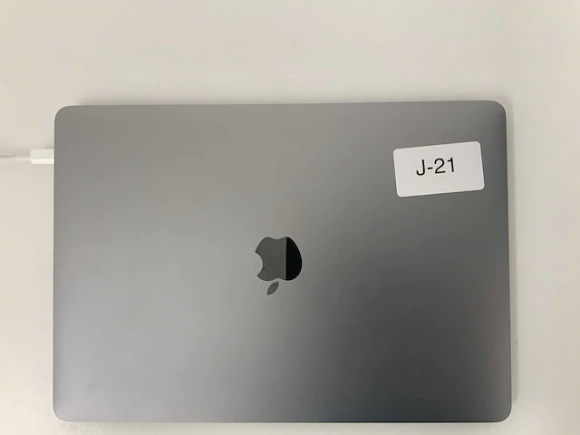 2019 apple a2159 13-inch macbook pro muhn2n/a laptop - afbeelding 3 van  4