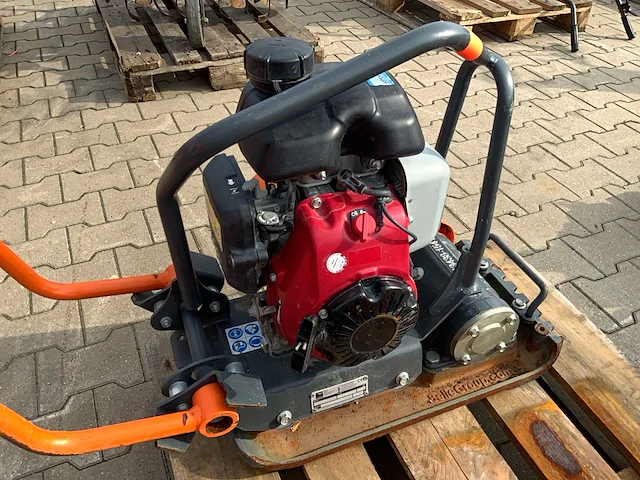 2019 belle / altrad lc3222 compacte trilplaat - afbeelding 2 van  6