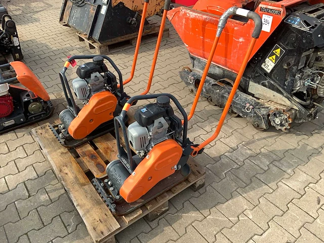 2019 belle / altrad lc3222 compacte trilplaat - afbeelding 3 van  6
