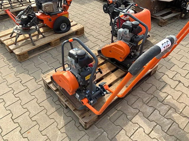 2019 belle / altrad lc3222 compacte trilplaat - afbeelding 4 van  6