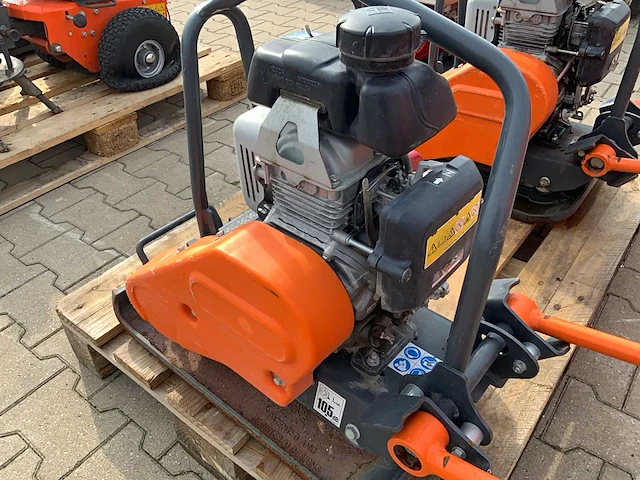 2019 belle / altrad lc3222 compacte trilplaat - afbeelding 5 van  6