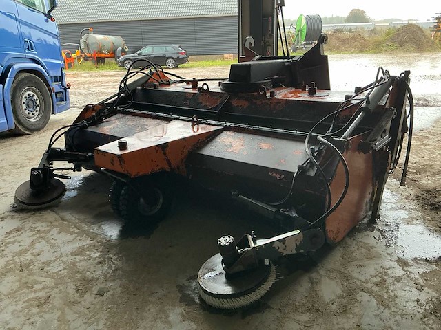 2019 bema 3000 hydraulische veegmachine - afbeelding 1 van  21