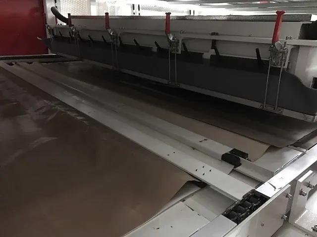 2019 boost solar laminator bsl 233360 fag stg zonnepaneel productielijn - afbeelding 22 van  43